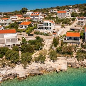 4 Bedroom Villa with Pool near Milna, Brac Island Sleeps 8 